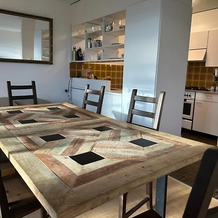 Homestay Lovely Room, 15 Min From Center, Mountain View *